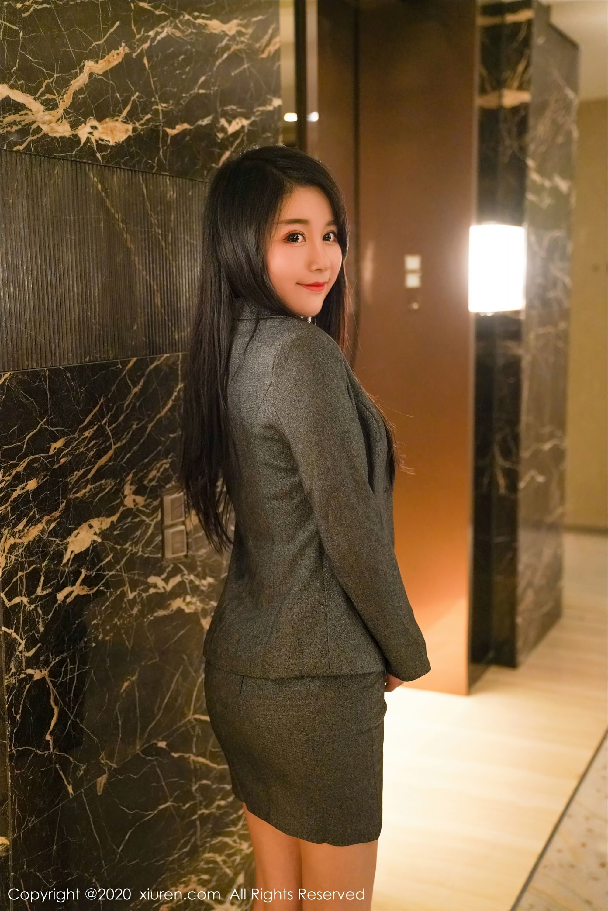 XIUREN秀人网 2020.10.09 Vol.2628 美七Mia